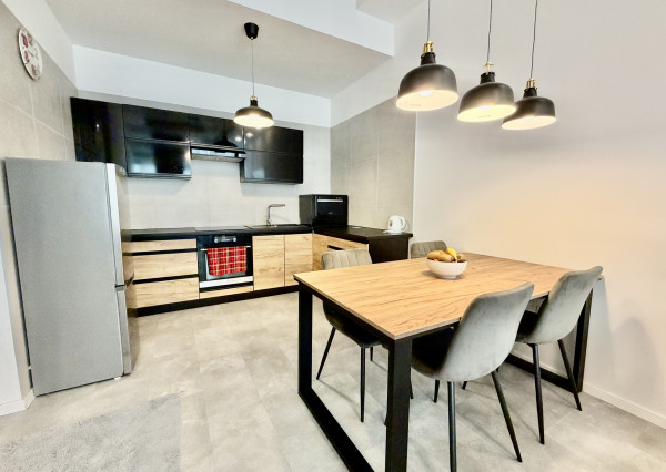 Industriálny 2i s vysokými stropmi v srdci Downtownu