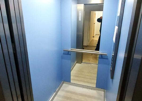 PRENÁJOM – Moderný 2i, byt, kompletne zariadený, Moskovská ul., BA.