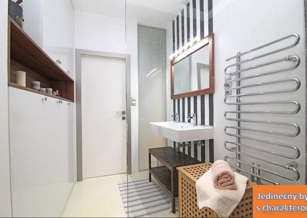 PRENÁJOM – 2i, 72 m2 byt, centrum mesta, Hviezdoslavovo nám.