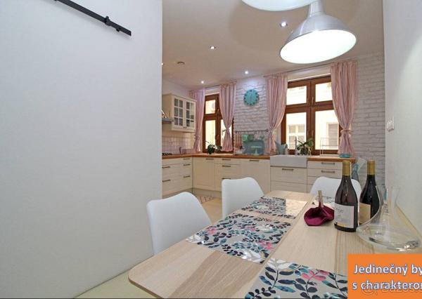 PRENÁJOM – 2i, 72 m2 byt, centrum mesta, Hviezdoslavovo nám.