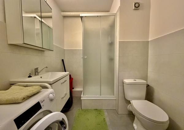 Šikovný 1i byt s balkónom v tichej časti Vrakune (30 m²)