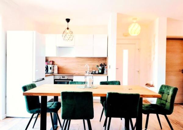 Bungalov, 4i, s krásnou a priestrannou záhradou, ostrov Vir.