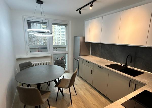 PRENÁJOM 3i, 70 m2 byt s balkónom, Bajzova ul., Ružinov.