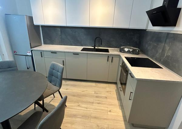 PRENÁJOM 3i, 70 m2 byt s balkónom, Bajzova ul., Ružinov.