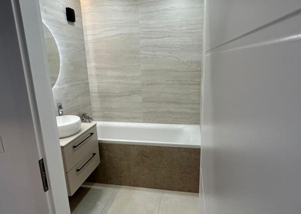 PRENÁJOM 3i, 70 m2 byt s balkónom, Bajzova ul., Ružinov.