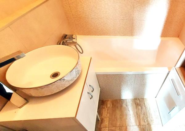 EXKLUZÍVNE, PREDAJ - 2i RD, ZP 89 m2, poz. 449 m2, Marhuľová ul.