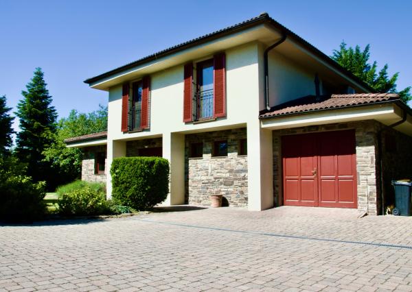 5i RD, UP 222 m2, pozemok 700 m2, Karpatská ul., Stupava.