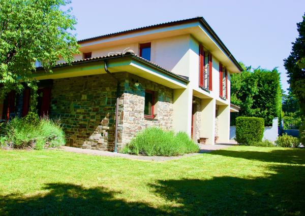 5i RD, UP 222 m2, pozemok 700 m2, Karpatská ul., Stupava.