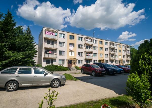 Na predaj 3-izbový byt v Smoleniciach