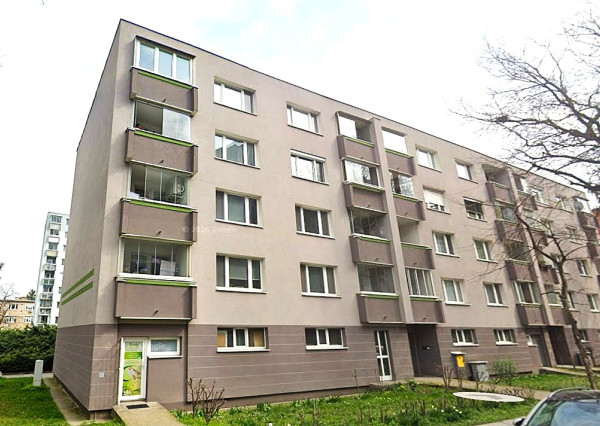 NA PREDAJ 3i, 70 m2 byt s balkónom, Bajzova ul., Ružinov.