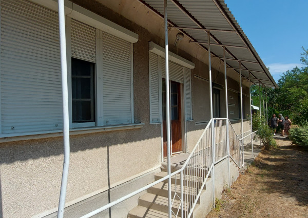 NA PREDAJ – 3i, 150 m2, poz. 1 239 m2, Moča, okr. Komárno.