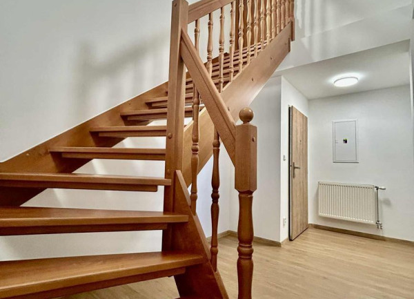 Prenájom | Prerobený 4 izbový mezonetový byt na Laborecká