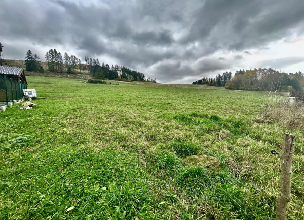 Predaj | stavebný slnečný pozemok v Snežnici