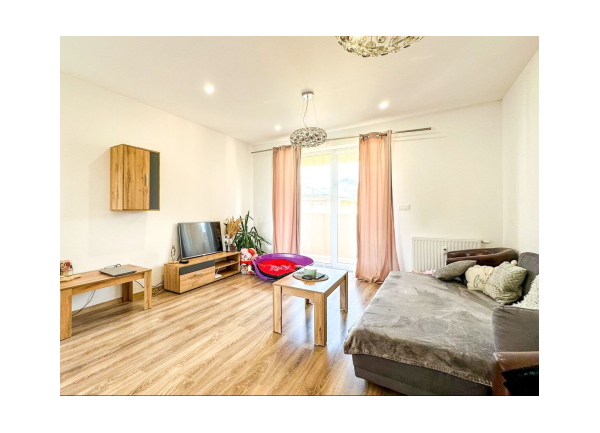 Prenájom | 2-izbový byt so zariadením a balkónom, KNM - Murgašova