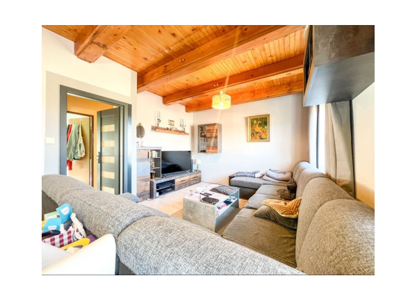 Predaj | Viac-izbový rodinný dom s nadstavbou, Bystrička