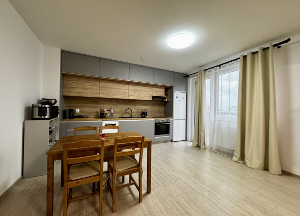 Prenájom | Štýlový a plne zariadený 3 izbový byt v Bratislave - lokalita Ružinov