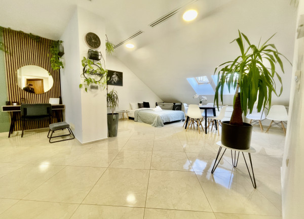 Exkluzívny penthouse 75 m² s terasou a panorámou