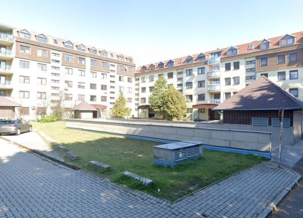 PREDAJ – samosatná gáráž, Mierová ul., Ružinov.